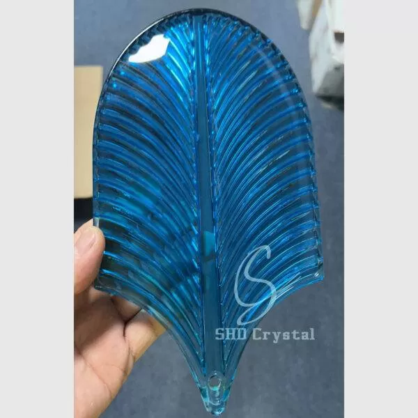 colored-high-transmittance-glass