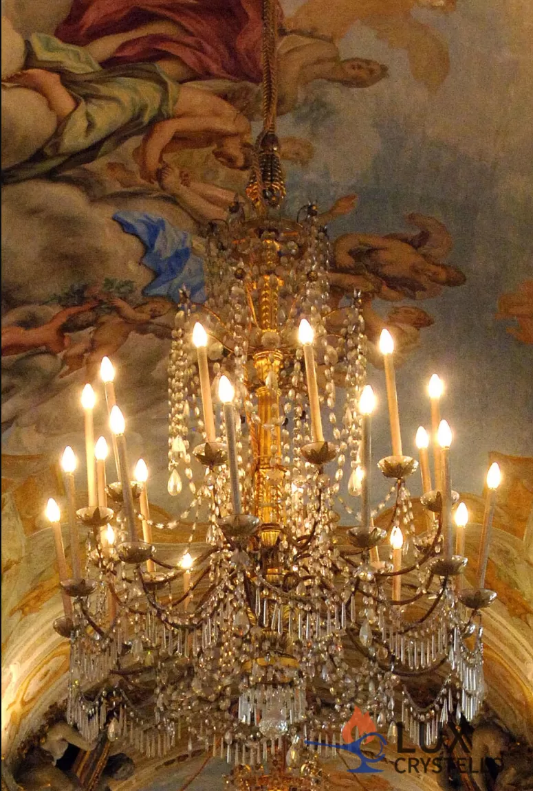 history of crystal chandeliers