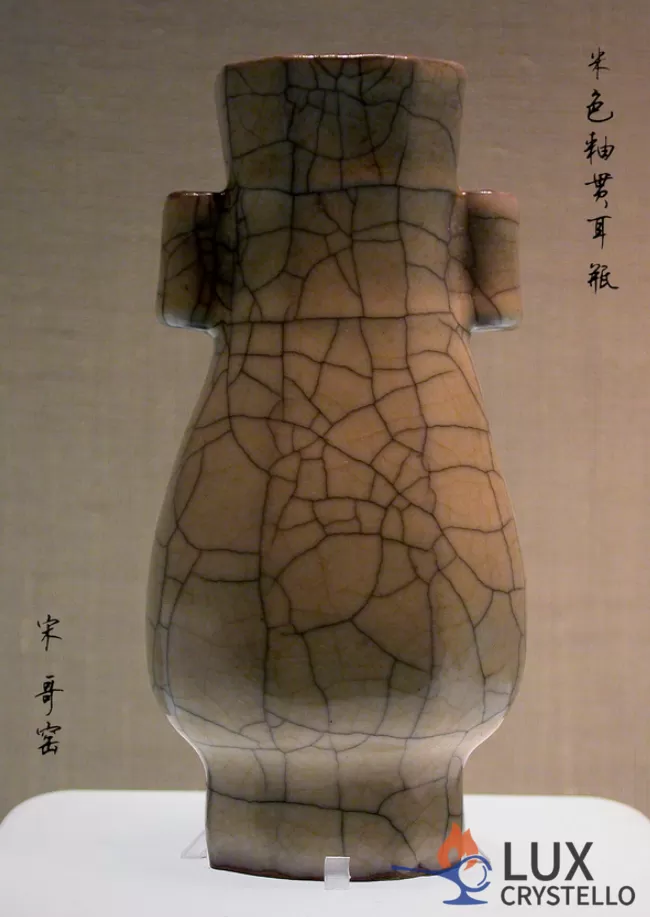 Song Dynasty Ge Ware cracked porcelain vase (from Wikipedia)